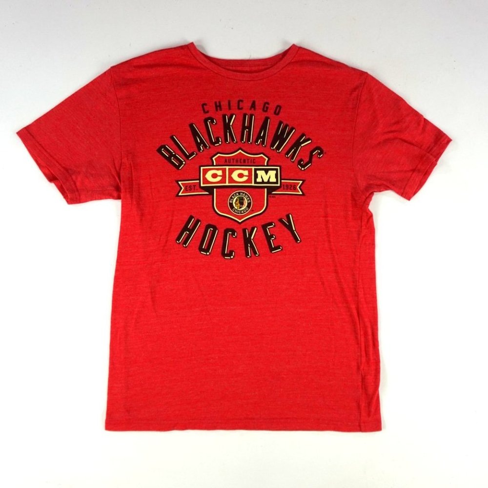 Men's Chicago Blackhawks CCM Tri-Blend Soft T-Shirt Medium NHL Red Soft EUC  Use
